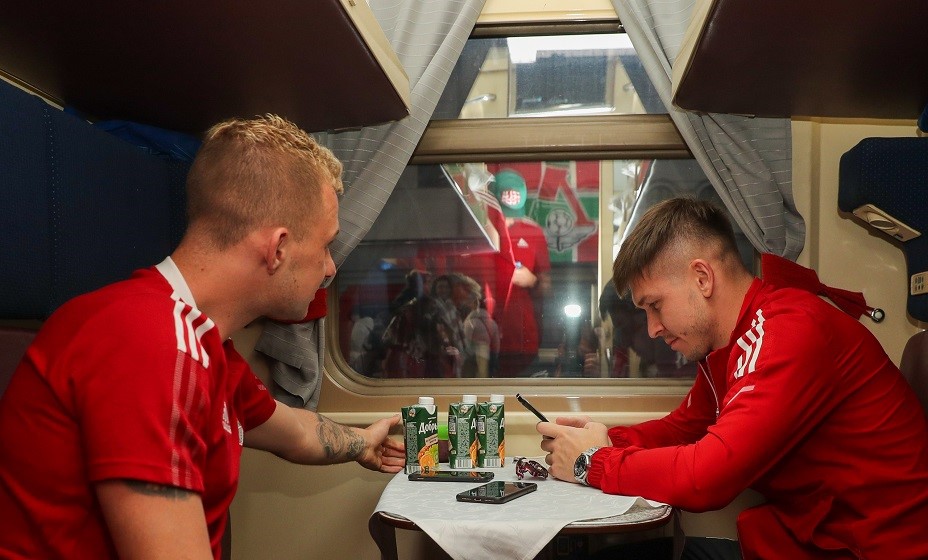 «Локомотив» прибегнул к услугам железной дороги. Фото: ФК «Локомотив»