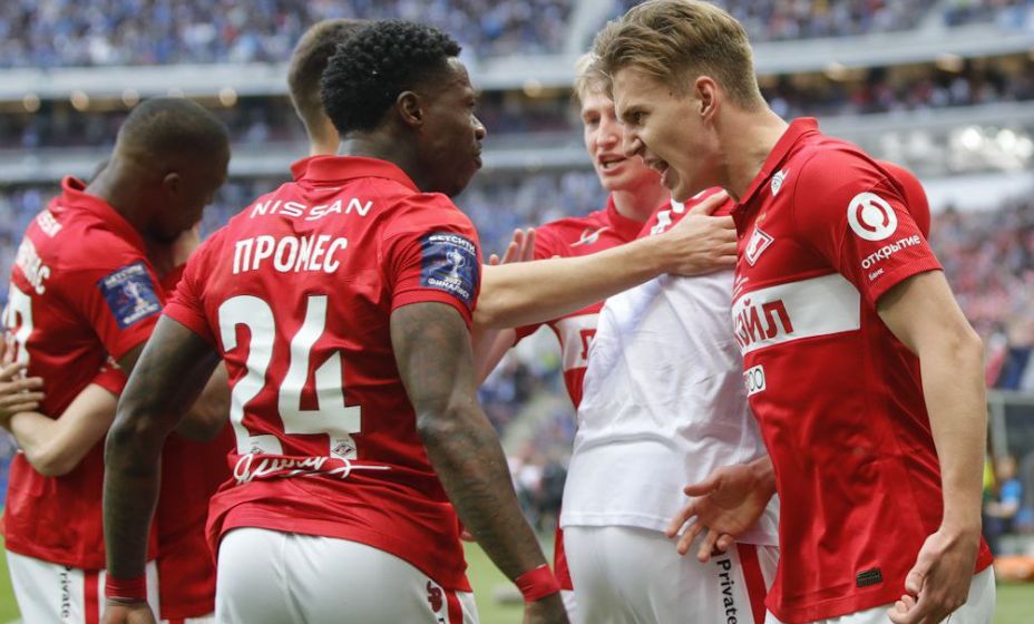 Футболисты