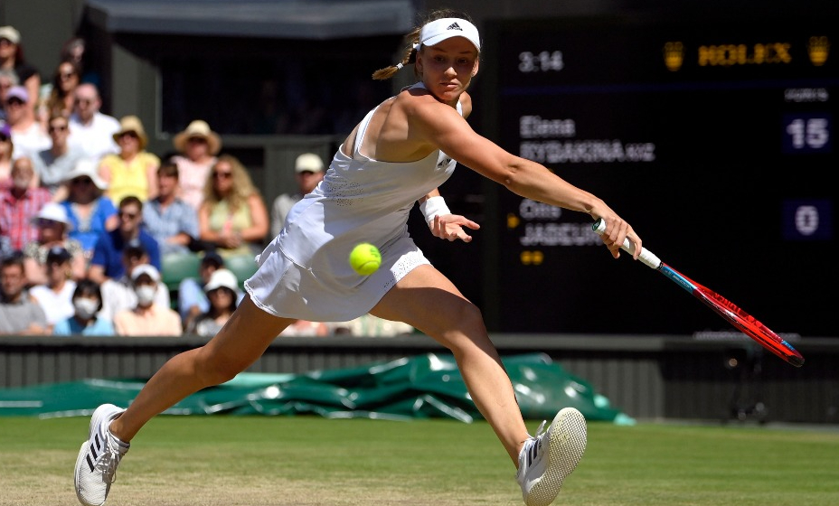 Москвичка Елена Рыбакина стала победительницей Уимблдона-2022.
Фото: Reuters
