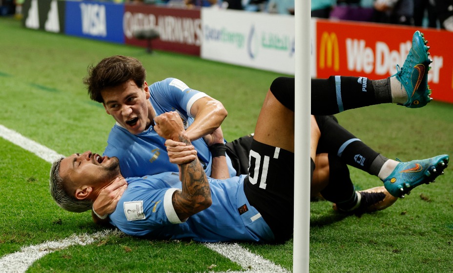 Уругвайцы добыли себе путевку в плей-офф ЧМ.
Фото: Reuters