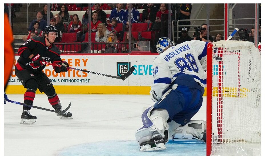 Андрей Свечников, Андрей Василевский, хоккей