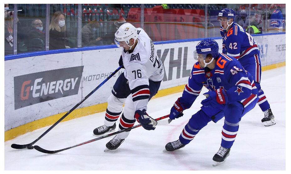 Андрей Чибисов, хоккей