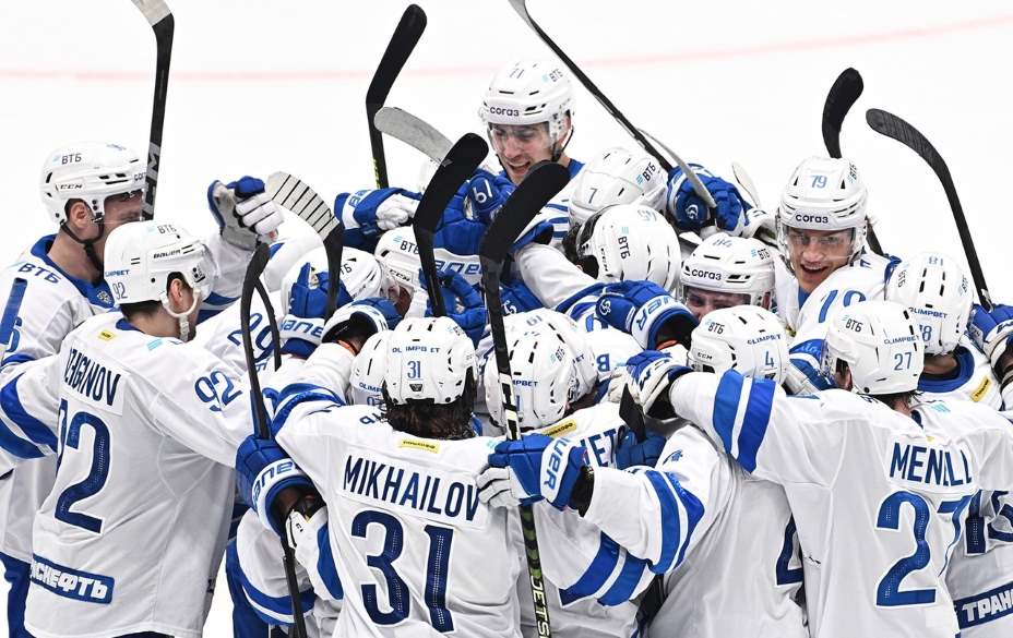 Московское «Динамо» празднует победу над ХК «Сочи». Фото: Сайт ХК «Динамо» Москва