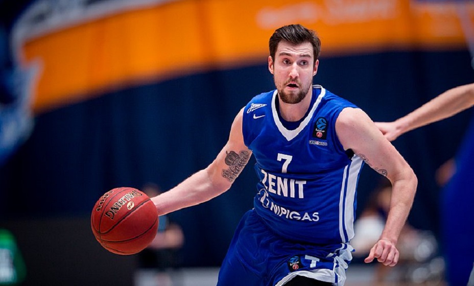 Баскетболист «Зенита» Карасев получил тяжелую травму спины в матче с ЦСКА. Фото: БК «Зенит»