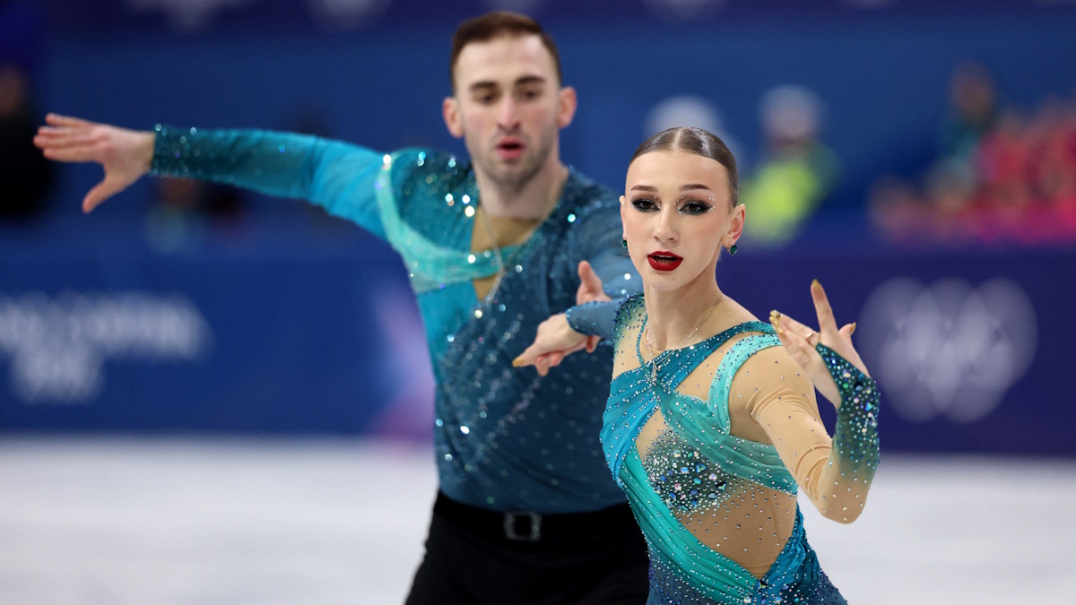 Анастасия Метелкина и Лука Берулава. Фото: REUTERS