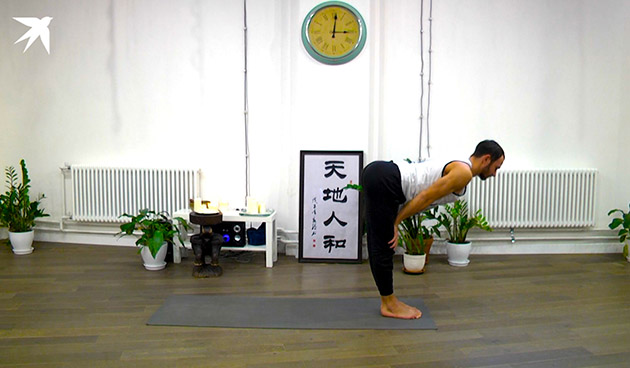 Cурья Намаскар в йоге для начинающих