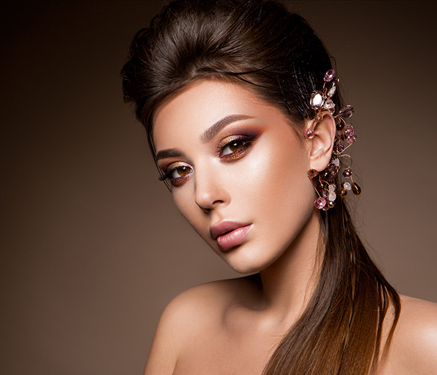 Свадебный макияж под цвет глаз: модные тренды и идеи для невесты