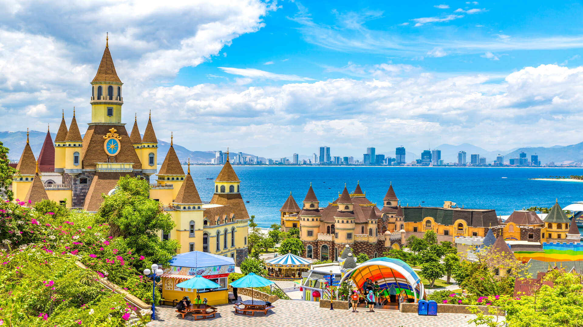 Курорт с аквапарком в Нячанге.